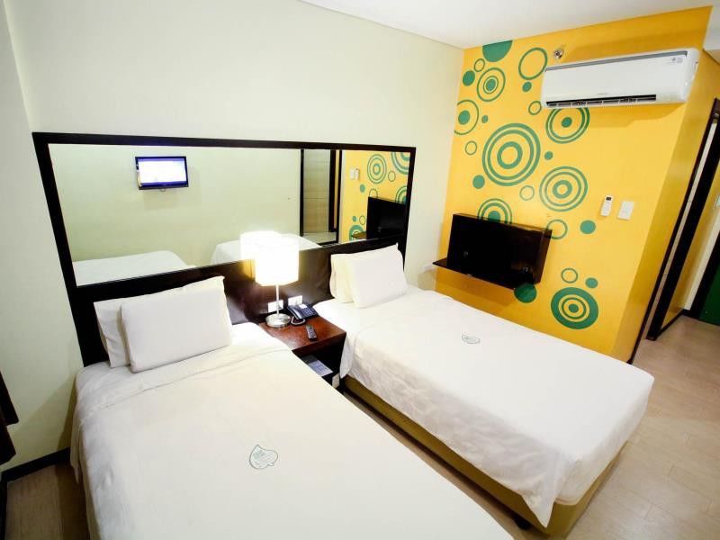 Go Hotels Puerto Princesa Kültér fotó